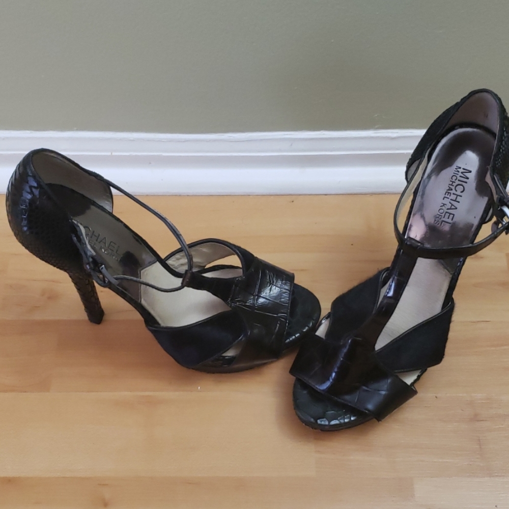 Michael Kors Pumps